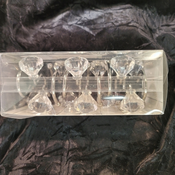 0269. NWTs ~ Habitat ~ Crystal Look Shower Hooks ~ Add Sparkle to your Bath 🩷💜 - Picture 6 of 6